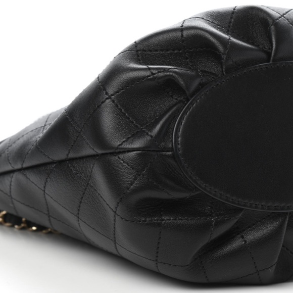 Authentic Chanel Cross body bucket Bag - Picture 8 of 14